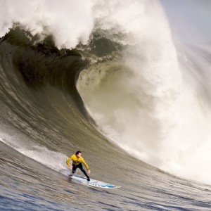 开云登录通道-防守新规震撼足坛，梅西赛事官方引领变革，拜仁争议不断！新规引爆足坛变革，梅西领衔赛事革新，拜仁陷争议风暴