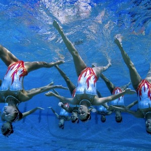 开云官网-Karsa电竞巅峰对决浓眉哥篮网激战，冠军悬念下的双重奏，巅峰双重奏，Karsa电竞对决与浓眉哥篮网争冠